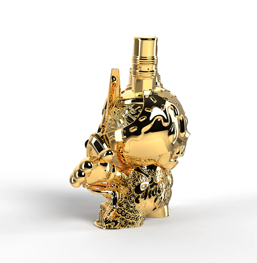 DCON 2024: 20th Anniversary Still Life Dunny 8" Art Figure by Tristan Eaton - Montana Gold Edition (Limited Edition of 300) - Image 4