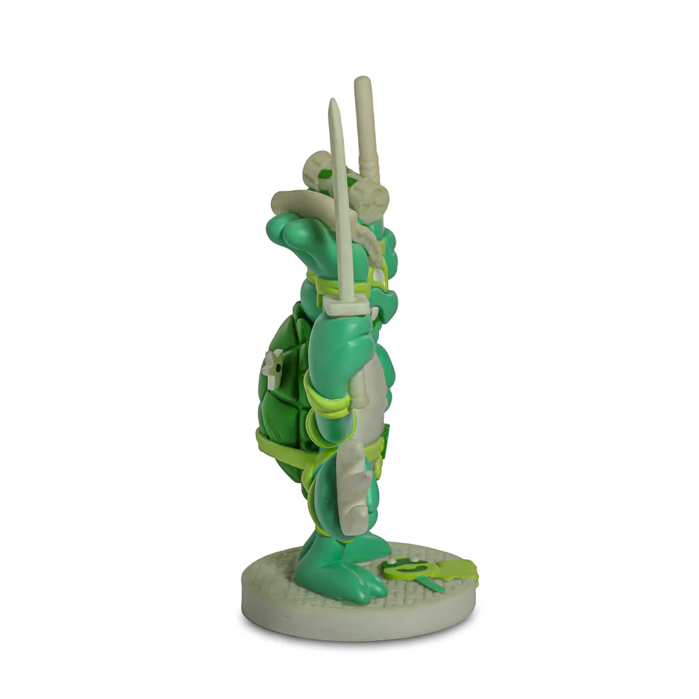 CON EXCLUSIVE: Teenage Mutant Ninja Turtles TMNT GURU Resin Art Figure by CHOGRIN - Radioactive Ooze Edition - Image 4