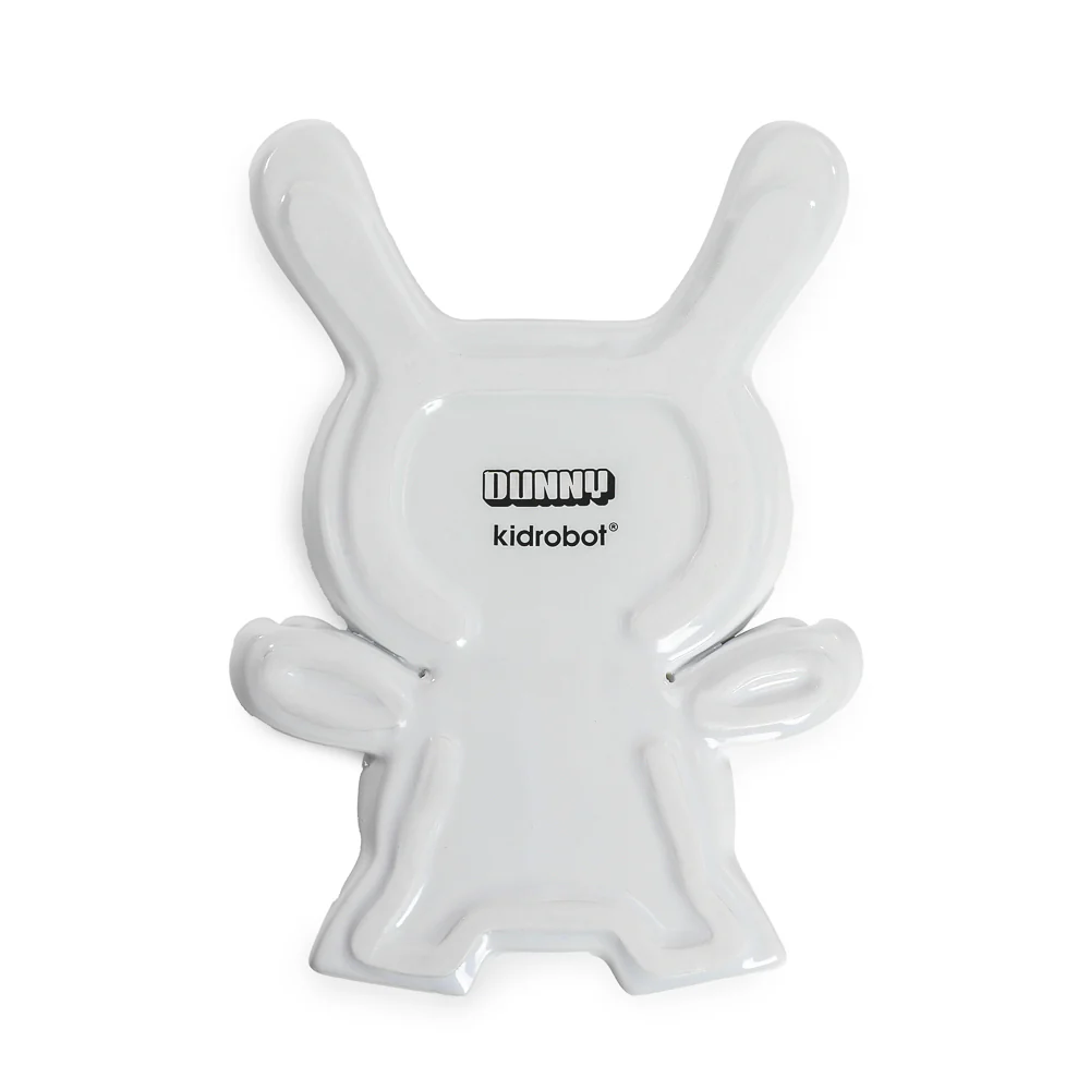 L.I.E. (LOVE ISN’T EASY) Dunny Ceramic Ashtray: PURE Edition - Image 12