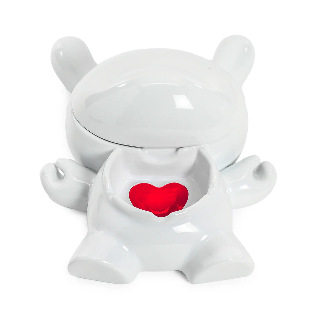 L.I.E. (LOVE ISN’T EASY) Dunny Ceramic Ashtray: PURE Edition - Image 15